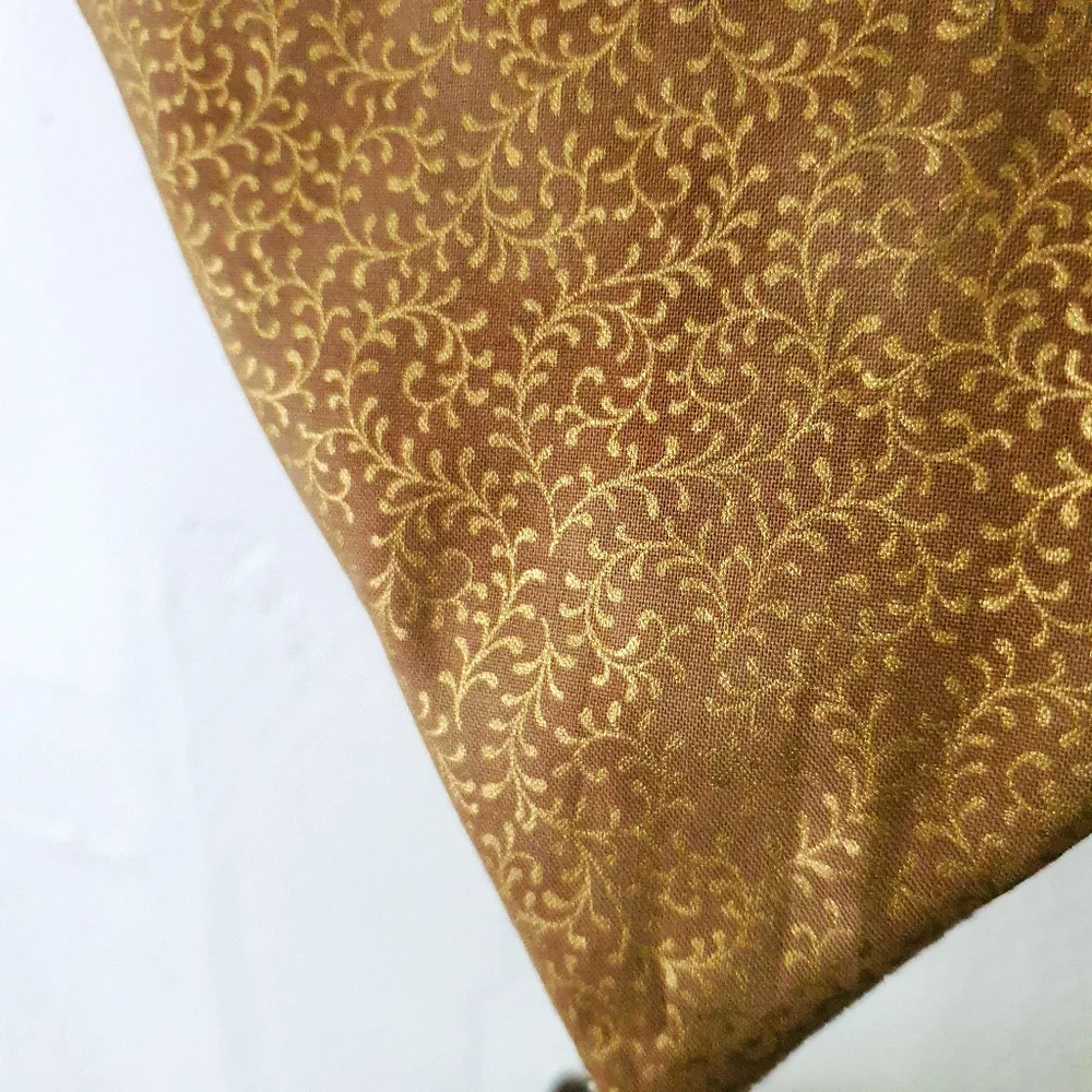 Pablo Gold Label Christmas Tan Velvet Dog Bandana & Leash Set - Picture 9 of 11